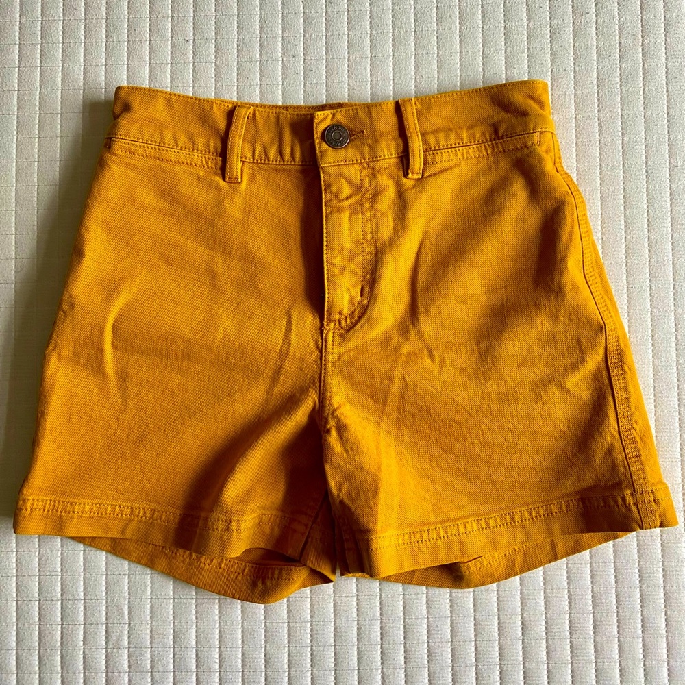 Lou & Grey shorts